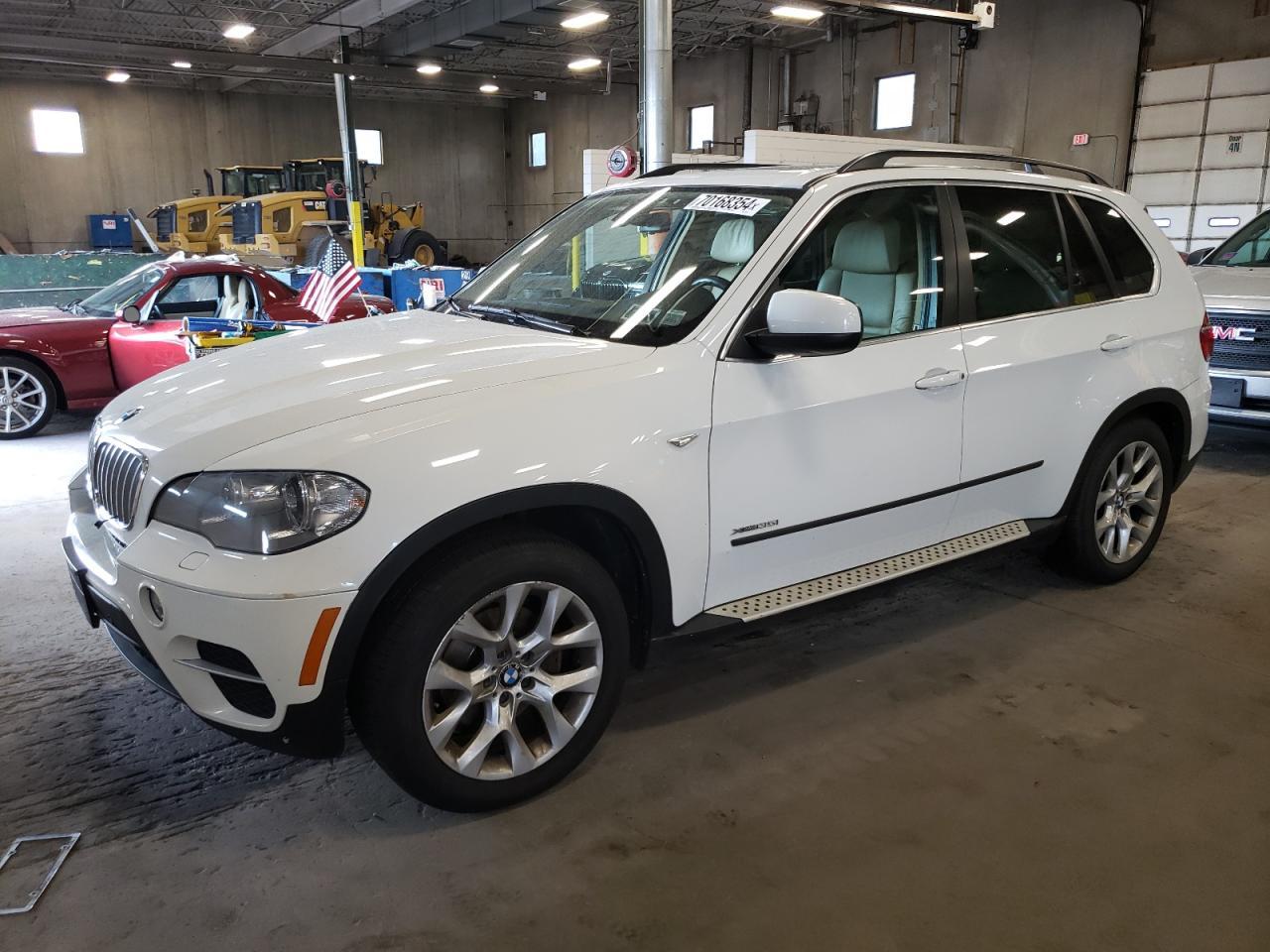 BMW X5 XDRIVE3 2013 white  gas 5UXZV4C59D0E00394 photo #1