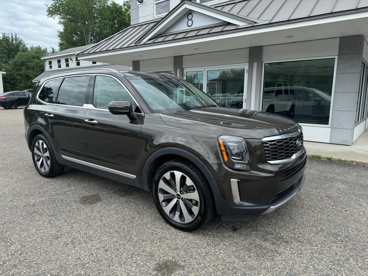 KIA TELLURIDE 2020 brown  gas 5XYP64HC5LG012405 photo #1