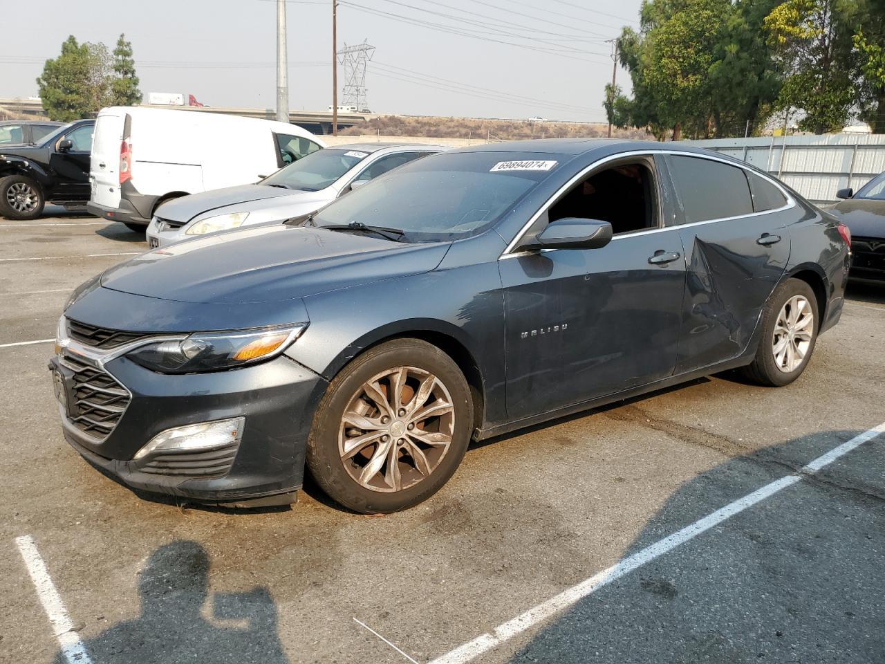 CHEVROLET MALIBU LT 2019 gray  gas 1G1ZD5ST2KF167436 photo #1