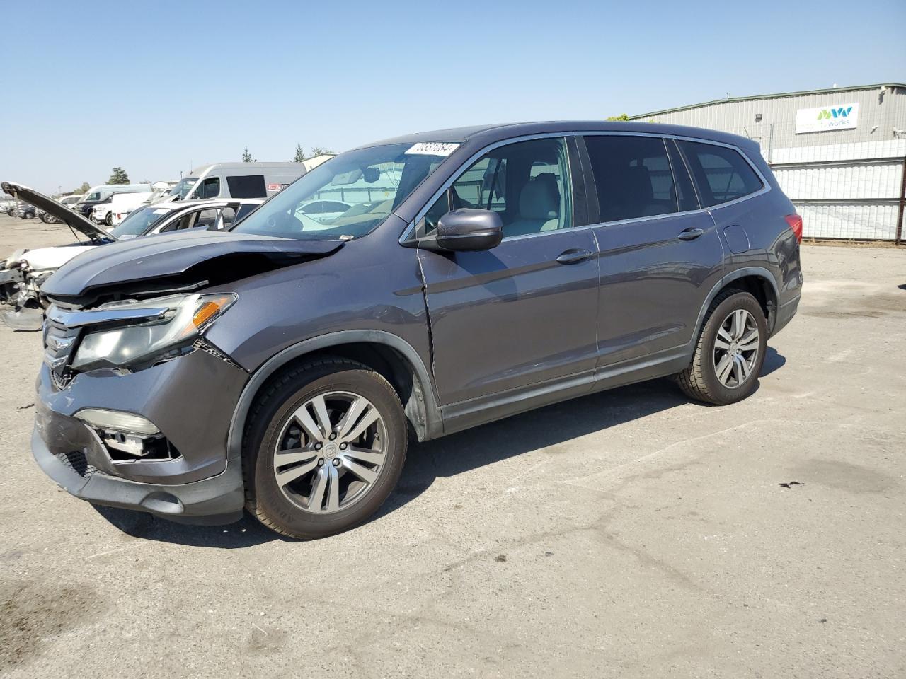 HONDA PILOT EXL 2016 gray  gas 5FNYF5H52GB003735 photo #1