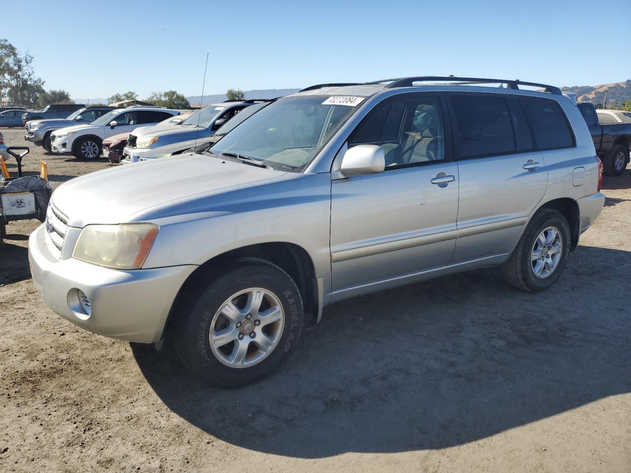 TOYOTA HIGHLANDER 2002 silver  gas JTEHF21A020083593 photo #1