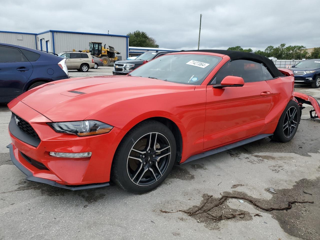 FORD MUSTANG 2018 red  gas 1FATP8UH8J5115009 photo #1