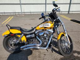 HARLEY-DAVIDSON FXDWG 2011 yellow  gas 1HD1GP411BC306653 photo #2