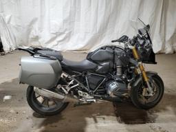 BMW R1200 RS 2016 gray  gas WB10A1501GZ378519 photo #2