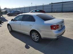 VOLKSWAGEN NEW JETTA 2005 silver  gas 3VWRG71K85M643497 photo #3