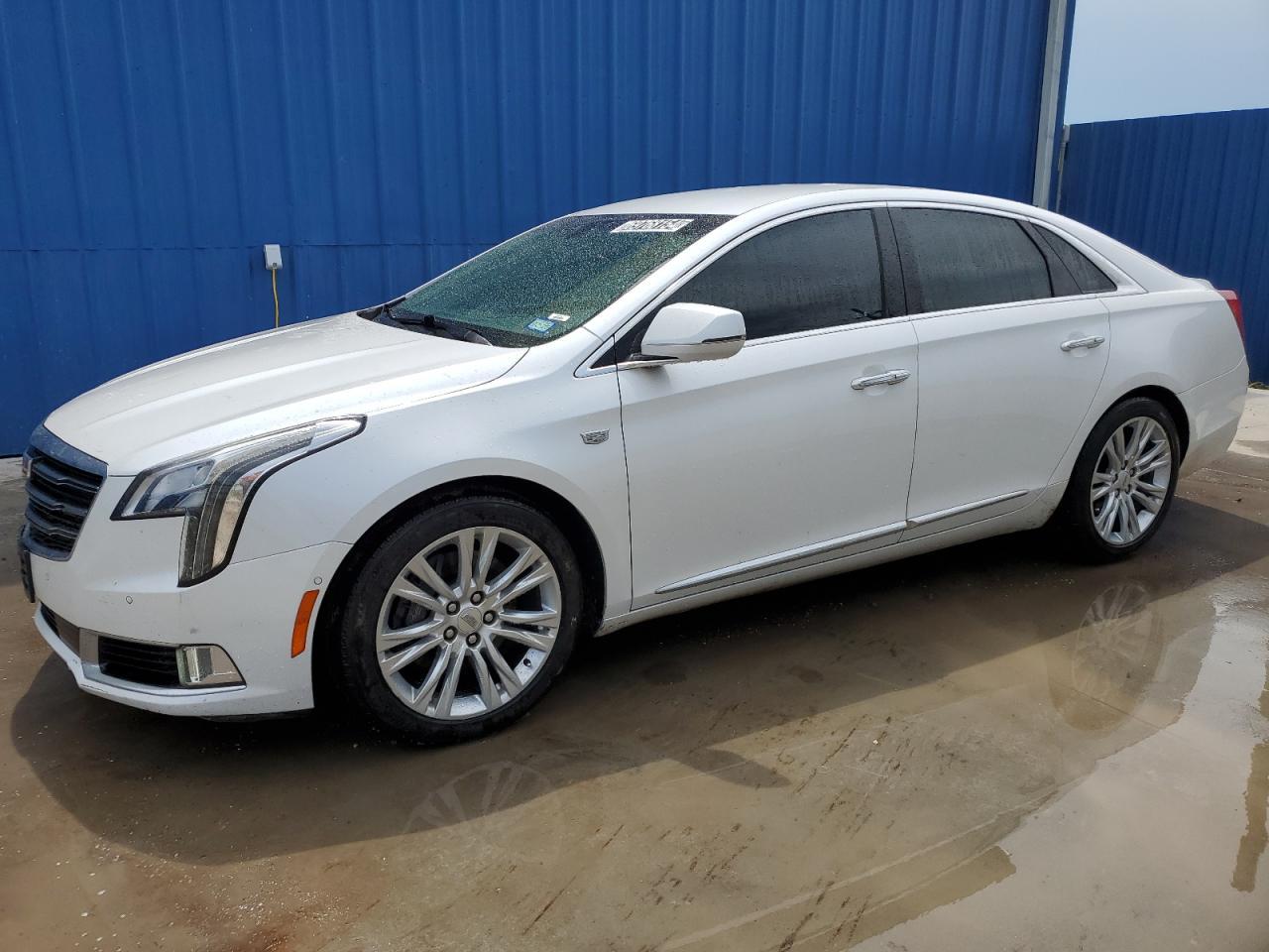 CADILLAC XTS LUXURY 2019 white  gas 2G61M5S35K9120773 photo #1