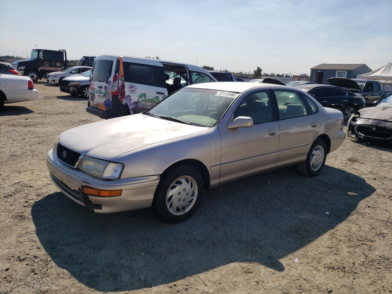 TOYOTA AVALON XL 1997 beige  gas 4T1BF12B6VU135829 photo #1