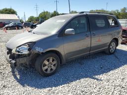 TOYOTA SIENNA XLE 2004 gray  gas 5TDZA22C74S085946 photo #2