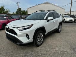 TOYOTA RAV4 XLE P 2023 white  gas 2T3C1RFV1PW294371 photo #3