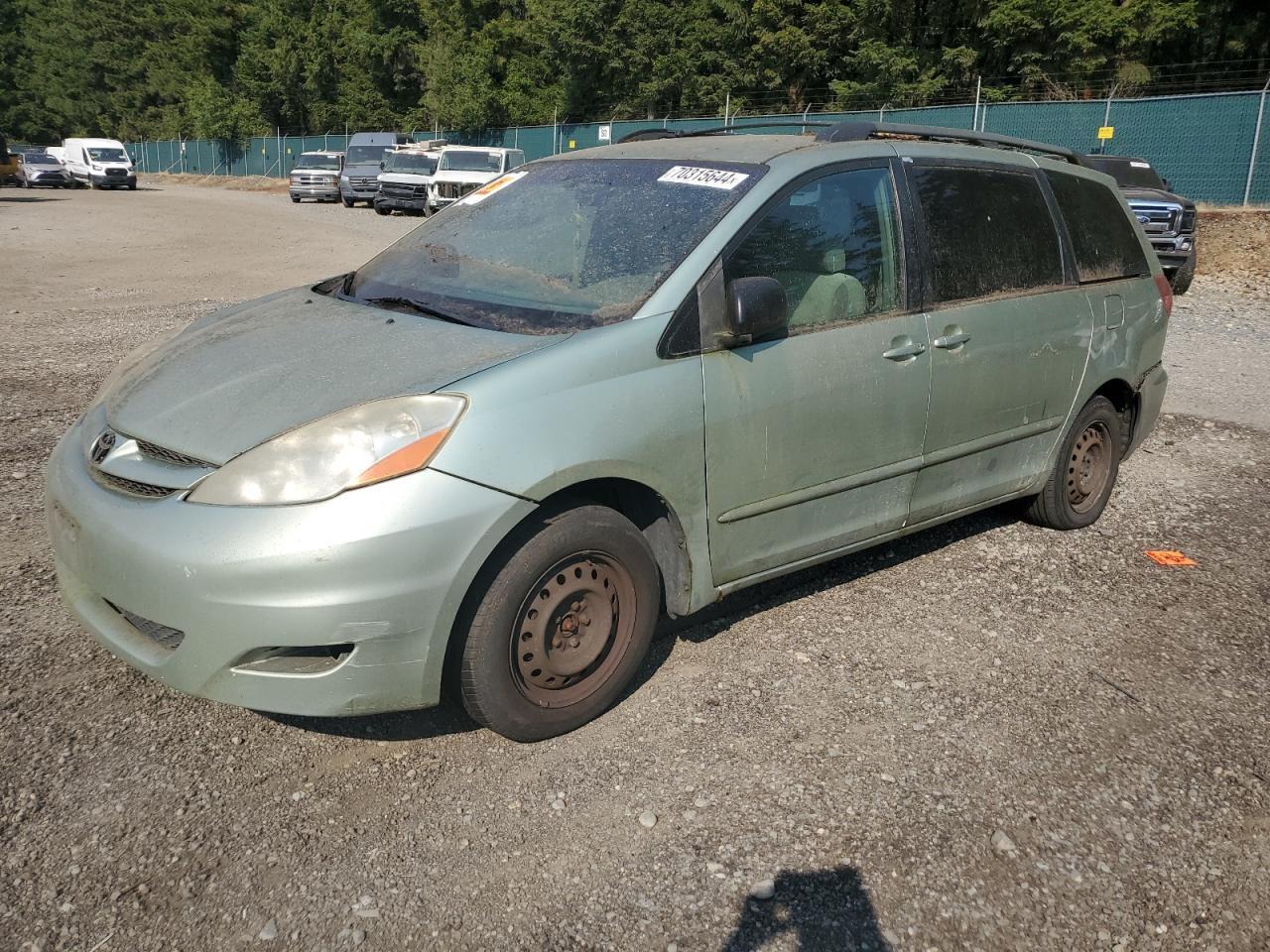 TOYOTA SIENNA CE 2008 green  gas 5TDZK23C98S208826 photo #1