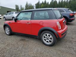 MINI COOPER 2004 red  gas WMWRC33404TJ60296 photo #3