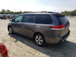 TOYOTA SIENNA LE 2013 gray  gas 5TDKK3DCXDS401955 photo #3