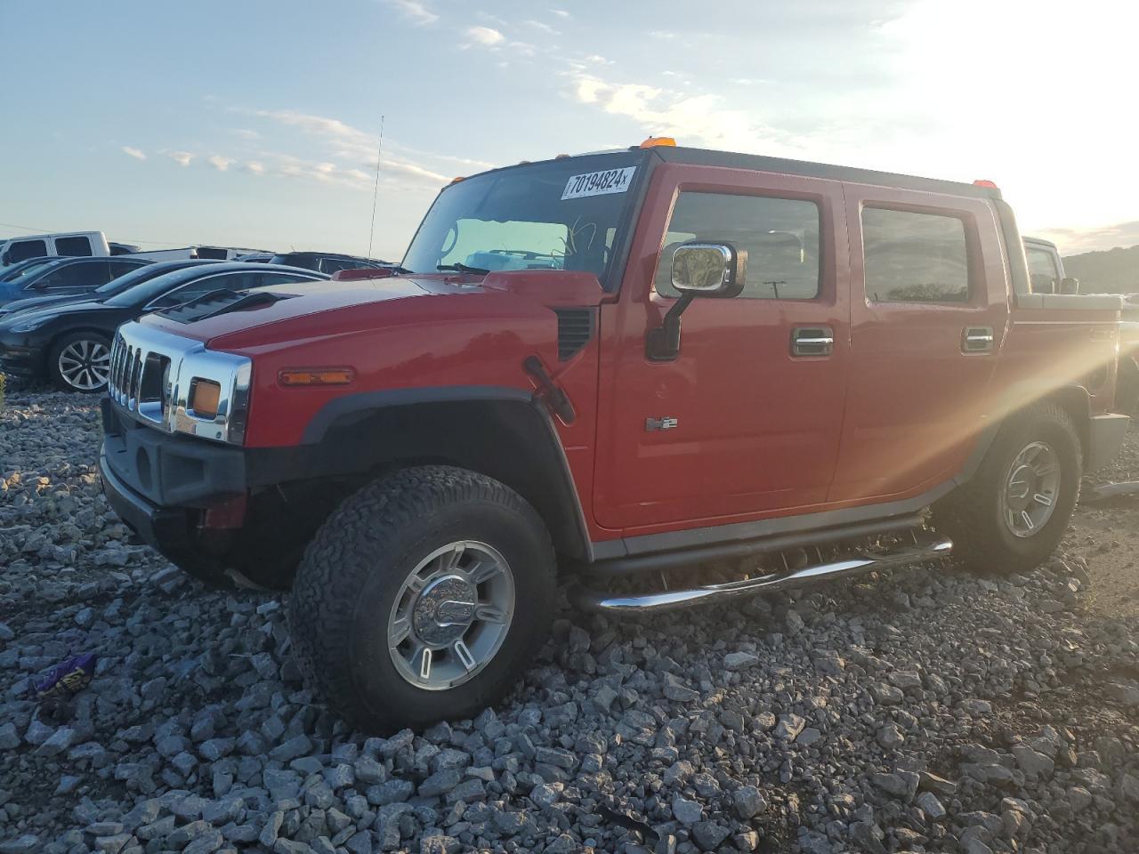 HUMMER H2 SUT 2005 red  gas 5GRGN22U25H119655 photo #1