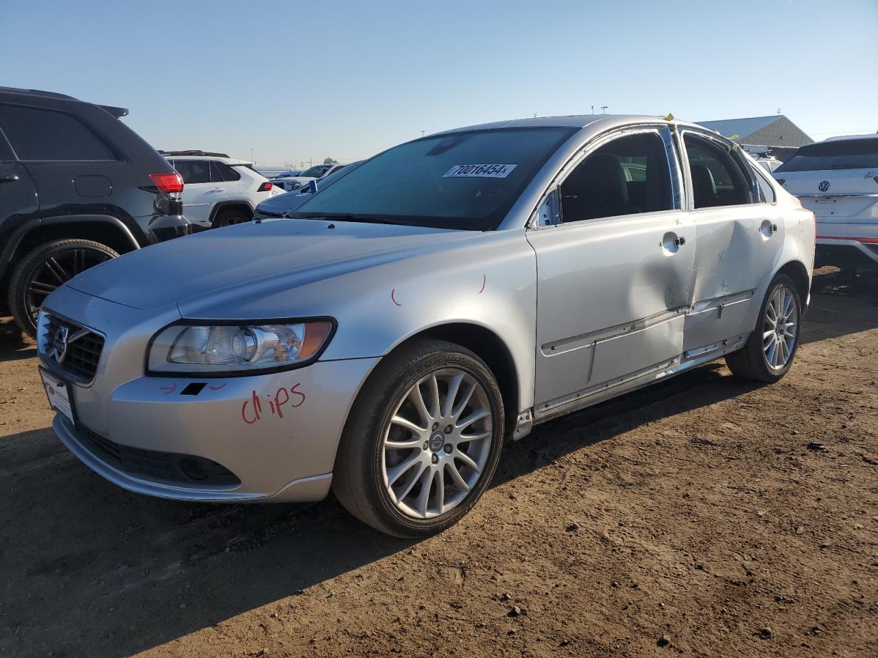 VOLVO S40 T5 2011 silver sedan 4d gas YV1672MS9B2538145 photo #1