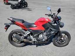 HONDA CB300 F 2015 red road/str gas MLHNC5210F5101659 photo #2