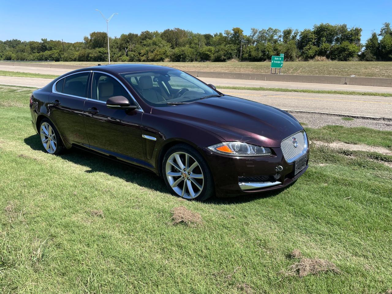 JAGUAR XF 3.0 SPO 2015 burgundy sedan 4d gas SAJWA0F75F8U65820 photo #1