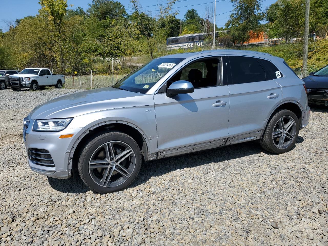 AUDI SQ5 PREMIU 2018 silver  gas WA1A4AFY5J2107816 photo #1