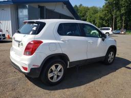 CHEVROLET TRAX LS 2018 white  gas KL7CJNSB1JB550591 photo #4