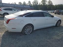 JAGUAR XJL PORTFO 2013 white  gas SAJWJ2GD4D8V44909 photo #4