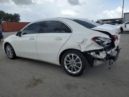 MERCEDES-BENZ A 220 4MAT 2021 white  gas W1K3G4FB4MJ258939 photo #3