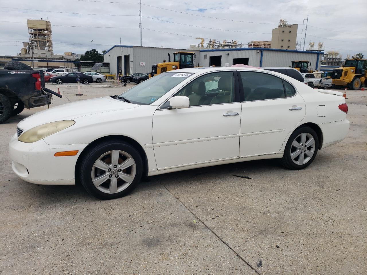 LEXUS ES 330 2005 white  gas JTHBA30G755056711 photo #1