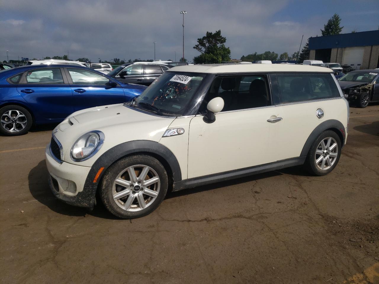 MINI COOPER S C 2011 beige station gas WMWZG3C51BTY35728 photo #1