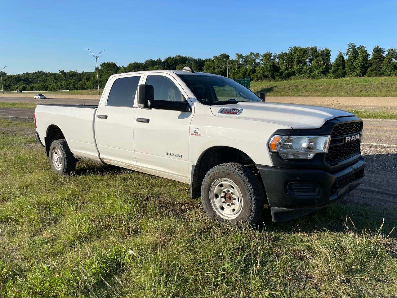 RAM 2500 TRADE 2019 white  diesel 3C6UR5HL2KG583020 photo #1