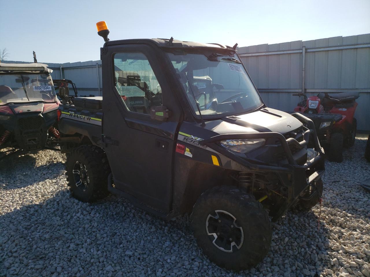 POLARIS RANGER XP 2019 black  gas 4XARRU99XK8902169 photo #1