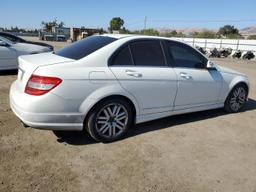 MERCEDES-BENZ C 300 2009 white  gas WDDGF54X79R071308 photo #4