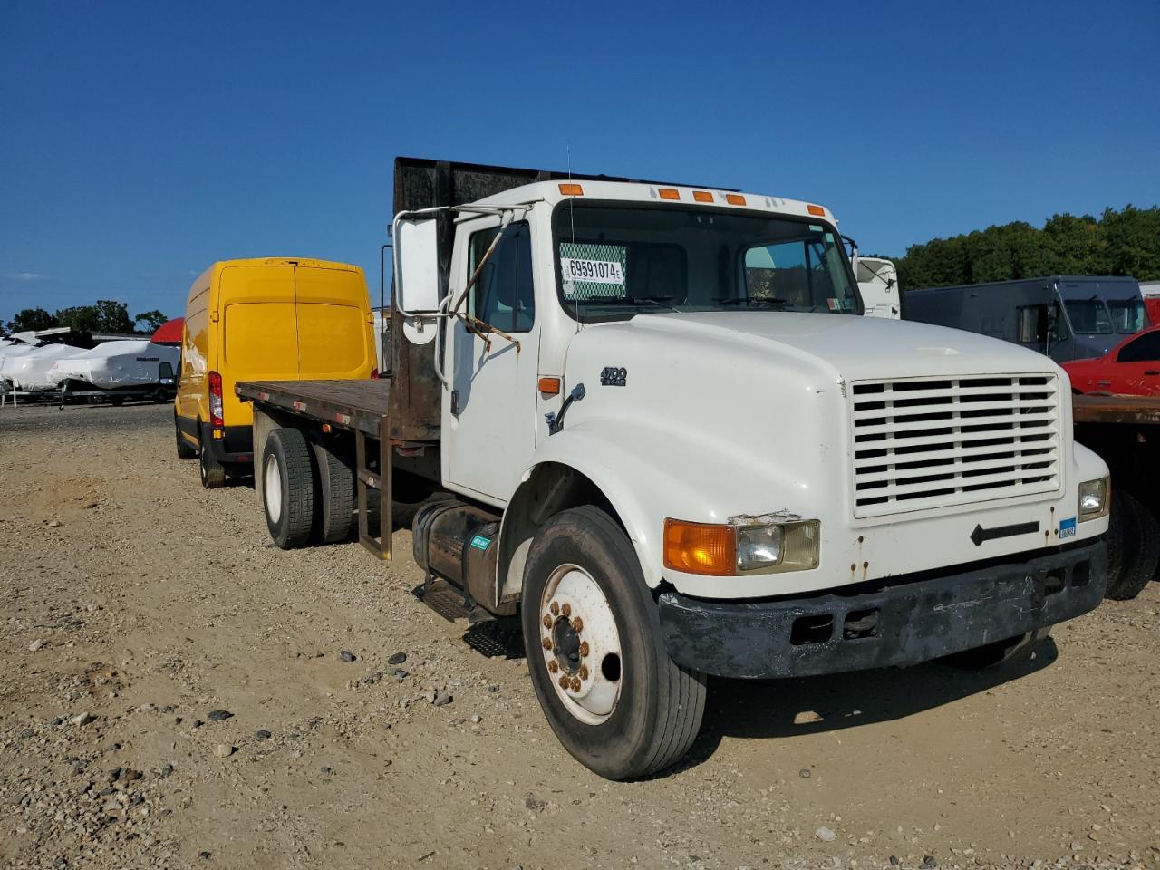 INTERNATIONAL 4000 4700 1996 white conventi diesel 1HTSCABM8TH313120 photo #1