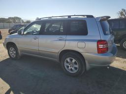 TOYOTA HIGHLANDER 2002 silver  gas JTEHF21A020083593 photo #3