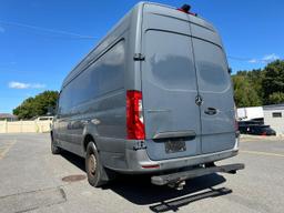 MERCEDES-BENZ SPRINTER 2 2019 gray  diesel WD4PF1CD1KP135585 photo #3