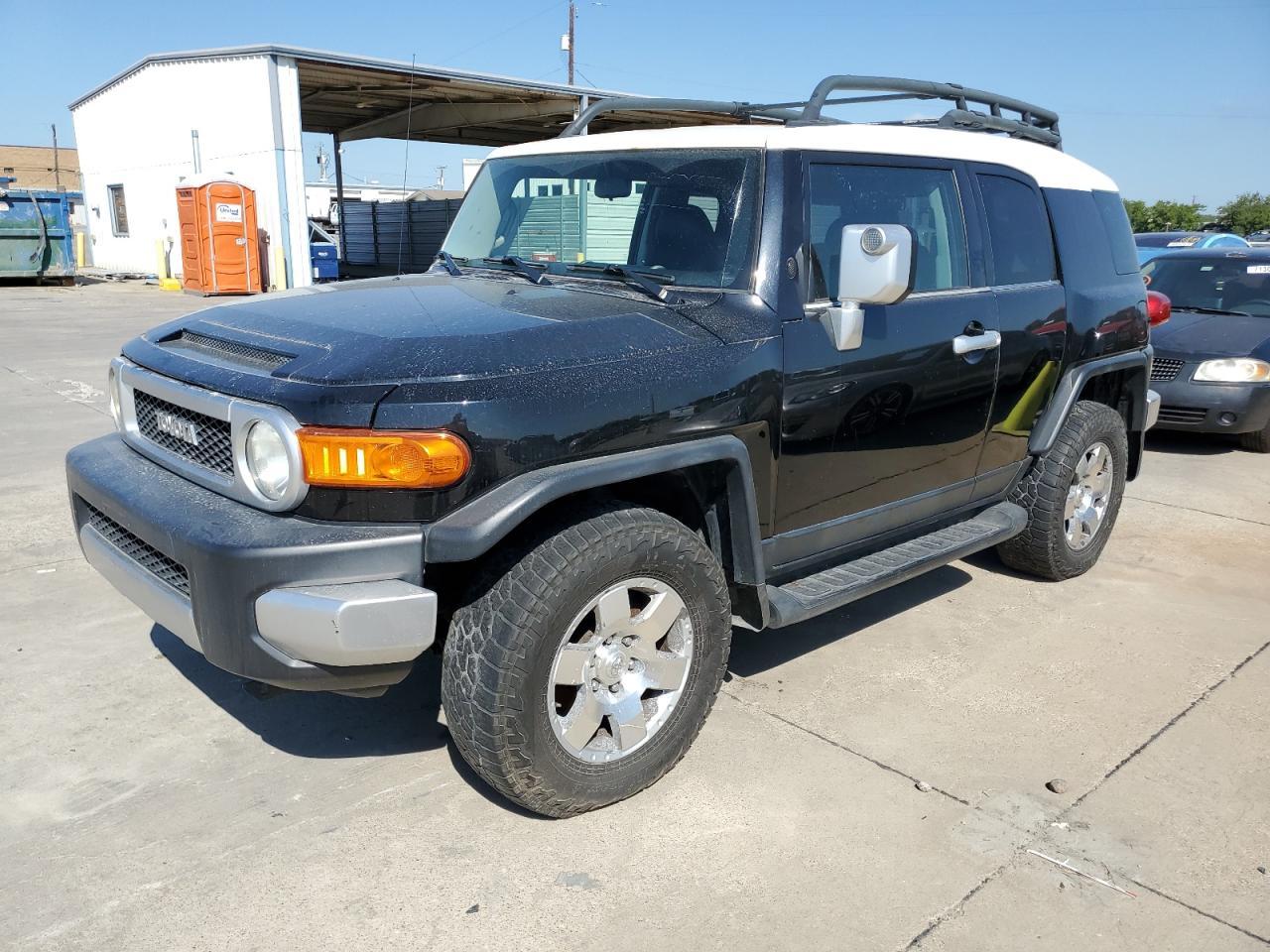 TOYOTA FJ CRUISER 2007 black 4dr spor gas JTEBU11F670003786 photo #1