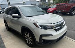 HONDA PILOT EX 2019 white  gas 5FNYF6H38KB050457 photo #2