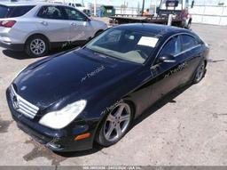 2007 MERCEDES-BENZ CLS 550 Black  Gasoline WDDDJ72X27A083961 photo #3