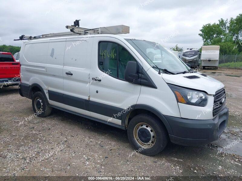 2017 FORD TRANSIT-250 White  Gasoline 1FTYR1ZG2HKA30132 photo #1