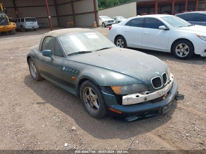 1997 BMW Z3 1.9L ROADSTER Green  Gasoline 4USCH7328VLE04405 photo #1