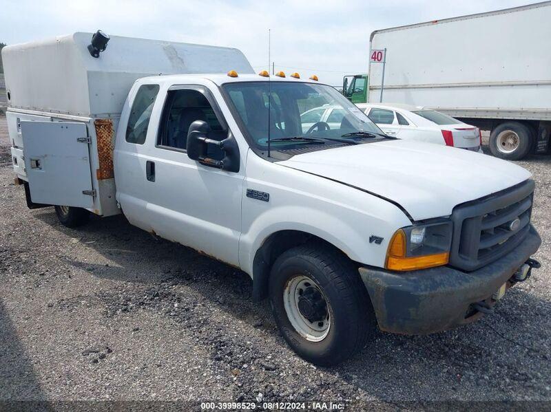 2000 FORD F-350 LARIAT/XL/XLT White  Gasoline 1FDSX34LXYED06529 photo #1