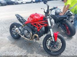 2020 DUCATI MONSTER 821 Red  Gasoline ZDMMACLSXLB005944 photo #2