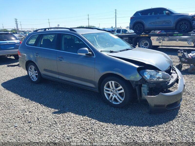 2011 VOLKSWAGEN JETTA SPORTWAGEN 2.0L TDI Gray  Diesel 3VWML7AJ7BM601962 photo #1