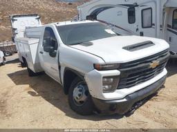 2024 CHEVROLET SILVERADO 3500HD CC WORK TRUCK   Gasoline 1GB3WRE76RF316622 photo #2