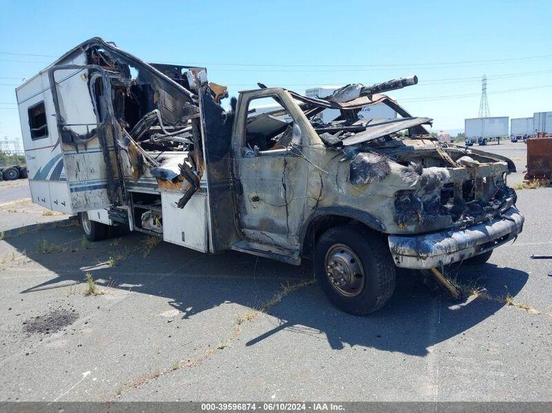 1998 FORD ECONOLINE E450 SUPER DUTY CUTWY  RV White  Gasoline 1FDXE40S9WHB64300 photo #1