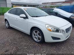 2012 VOLVO S60 T5 White  Gasoline YV1622FS1C2095714 photo #2