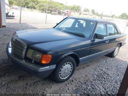 1990 MERCEDES-BENZ 300 SE Black  Gasoline WDBCA24E5LA549816 photo #3