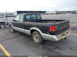 1995 CHEVROLET S TRUCK S10 Black  Gasoline 1GCCS19Z3S8104937 photo #4