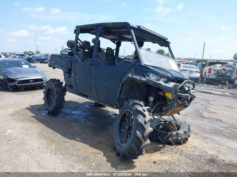 2020 CAN-AM DEFENDER MAX X MR HD10 Black  Gasoline 3JBUAAX43LK000233 photo #1