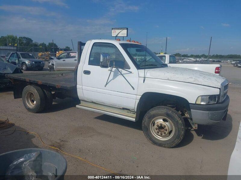 1996 DODGE RAM 3500 White  Gasoline 1B6MF3650TJ163397 photo #1