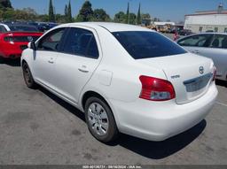 2009 TOYOTA YARIS White  Gasoline JTDBT903694051345 photo #4