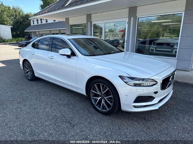 2017 VOLVO S90 T6 MOMENTUM White sedan 4d gas YV1A22MK6H1012112 photo #1