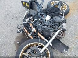 2012 TRIUMPH MOTORCYCLE DAYTONA 675 Black  Other SMTD00NS7CT520888 photo #2